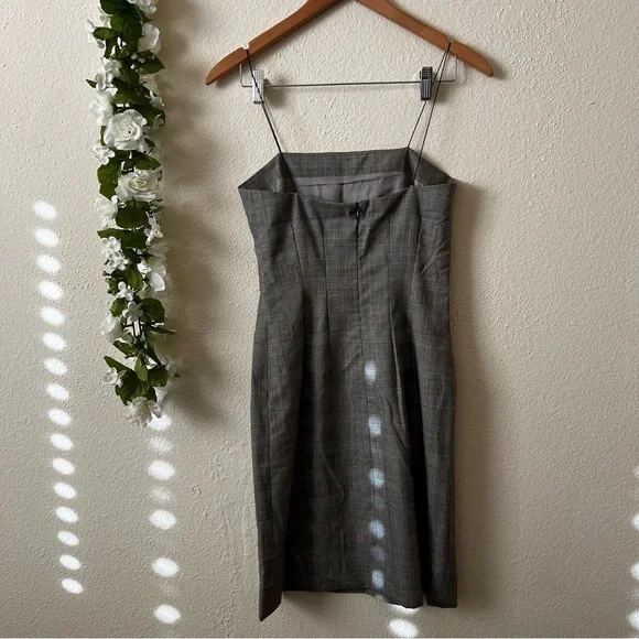 Yves Saint Laurent Yves Saint Laurent - Picture 6 of 14